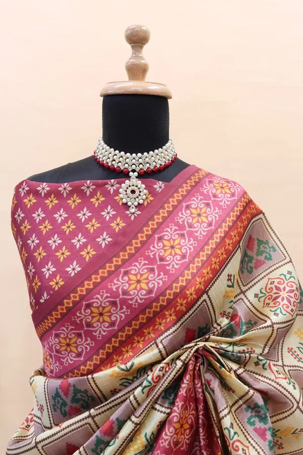 Grey_Smooth_Silk_Saree_With_Patola_Print